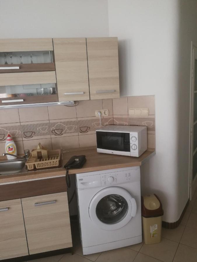 Next Door Apartment Budapest Eksteriør billede